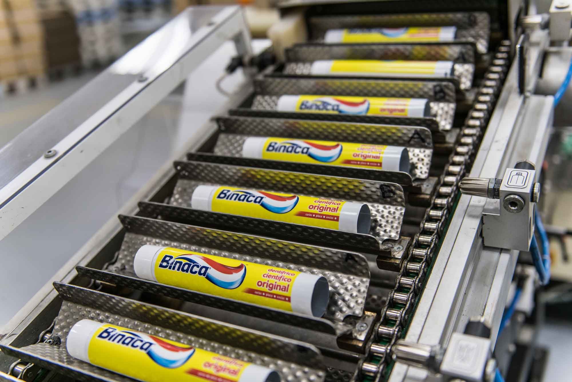 Plastikk Tannkrem rør - Zálesí Packaging Inc NOR